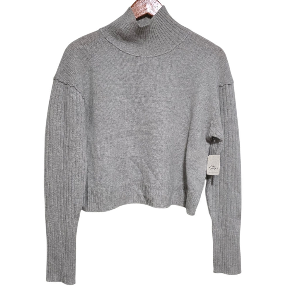 Free People Aubrey Cashmere Turtleneck Sweater in Grey Size Small NWT - Picture 2 of 4